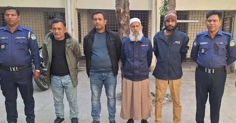 ডেভিল হান্টে গ্রেপ্তারকৃতরা